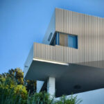 _0000s_0001s_0002s_0007_wall panel exterior co-extruded G01 White Oak